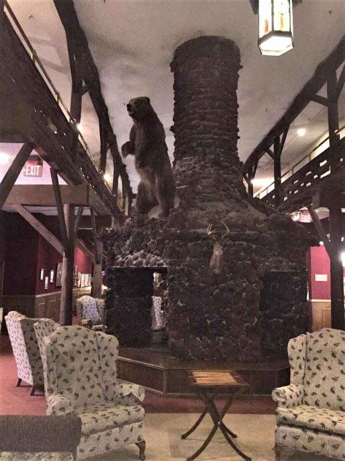 Inn Heidelberg & June Lake
